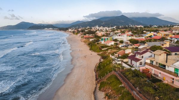 Top Coworking Spaces in Florianópolis Brazil, 2023